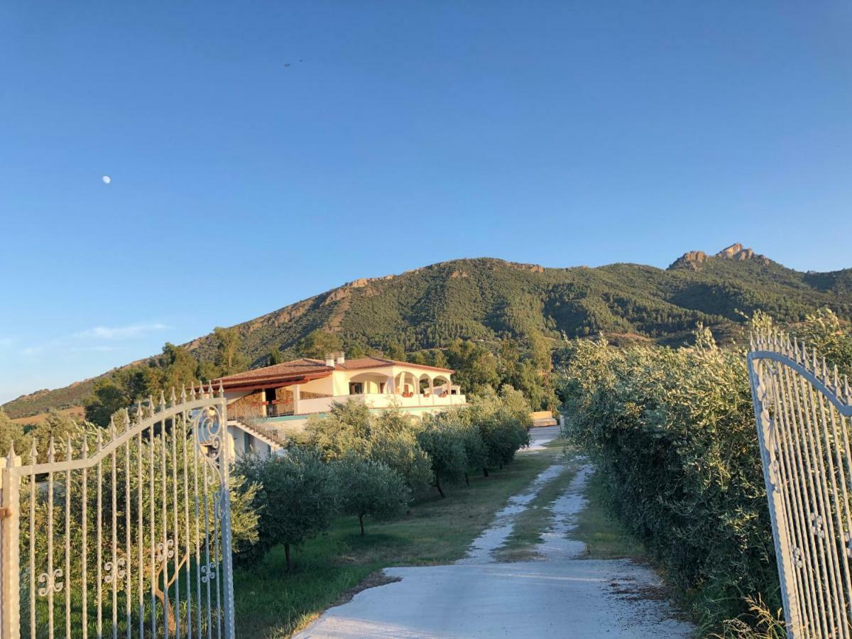 Borgo Albador Rooms Posada  Exterior foto